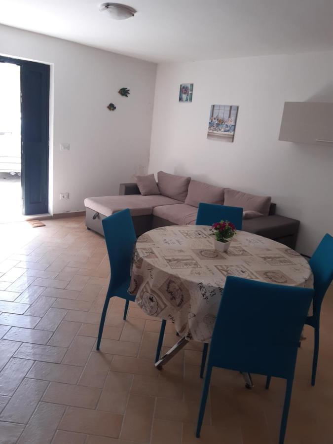 Alla Villa Noto Luaran gambar